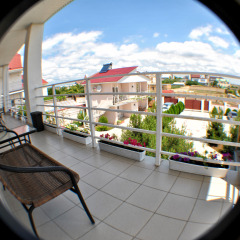 Гостиница Villa La Veranda в Поповке отзывы, цены и фото номеров - забронировать гостиницу Villa La Veranda онлайн Поповка балкон