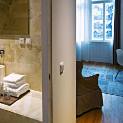Golden Crown Hotel - Bild 13