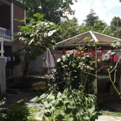 Lia Guest House thumbnail 1