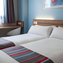 Travelodge Barcelona Fira Hotel - Bild 4
