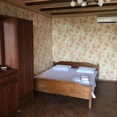 Гостиница Garik House в Гурзуфе отзывы, цены и фото номеров - забронировать гостиницу Garik House онлайн Гурзуф комната для гостей фото 2