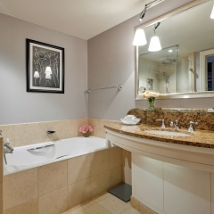 Four Seasons Prague Hotel - Bild 24