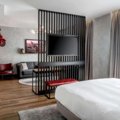 Radisson RED Madrid - Bild 3