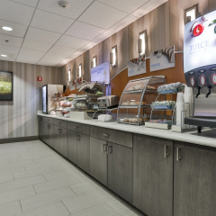 Holiday Inn Express Boston North-Woburn by IHG thumbnail 21