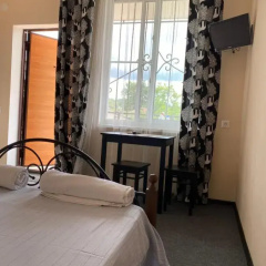 Sunrise Guest House thumbnail 7