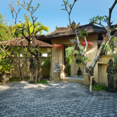 The Tunjung Ubud Retreat - Bild 24