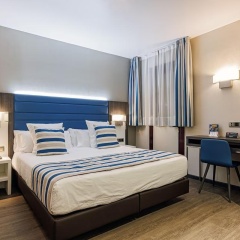 Ronda Lesseps Hotel - Bild 4