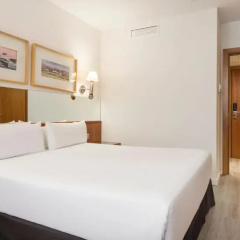 Ilunion Les Corts Spa Hotel - Bild 9