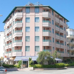 Blue Dream Hotel - Bild 1