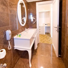 The Olive Tree Hotel thumbnail 12