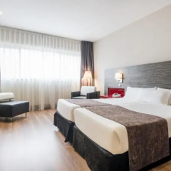 Hotel Ilunion Barcelona - Bild 7