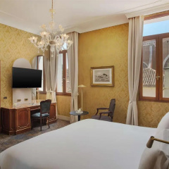 NH Venezia Santa Lucia Hotel - Bild 18