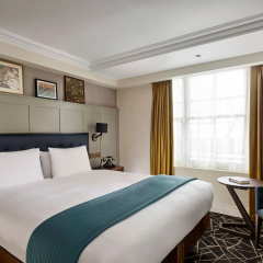 The Queens Gate Hotel thumbnail 7