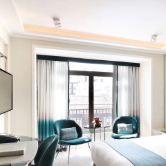 The Athenaeum Hotel & Residences - Bild 13