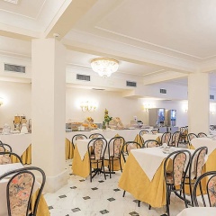 Raeli Hotel Lux - Bild 18