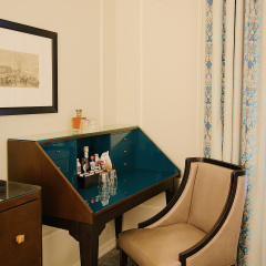 The Oxford Hotel thumbnail 17