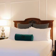 The Oxford Hotel thumbnail 2