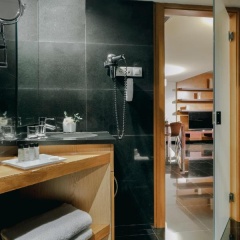 Hesperia Fira Aparthotel - Bild 9