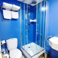 Yomo Hostal BCN Port - Bild 18