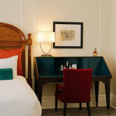 The Oxford Hotel thumbnail 4