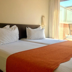 Suites Viena Plaza De Espana Hotel - Bild 3