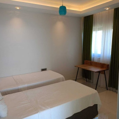 Elite Luxury Suite & Spa - Bild 14