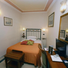 Hotel Domus Florentiae - Bild 16