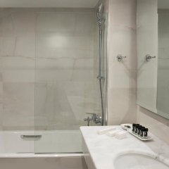 President Hotel in Athens, Greece from 134$, photos, reviews - zenhotels.com bathroom photo 2