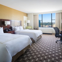 Pittsburgh Marriott City Center thumbnail 8