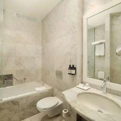NH Venezia Santa Lucia Hotel - Bild 24