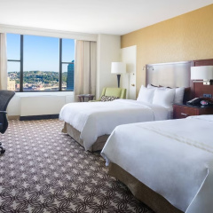 Pittsburgh Marriott City Center thumbnail 4