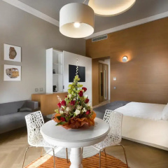 Hotel The Glamore Milano Duomo thumbnail 23