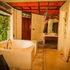Kupu Kupu Barong Villas & Tree Spa Hotel - Bild 16