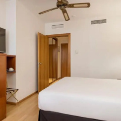 Ilunion Les Corts Spa Hotel - Bild 10