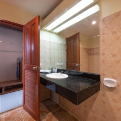 Blue Beach Grand Resort And Spa - Bild 13