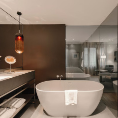 Boho Budapest, Small Luxury Hotels - Bild 18