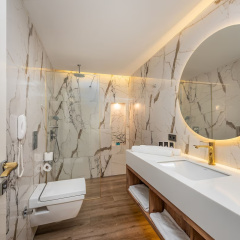 Elite Luxury Suite & Spa - Bild 17