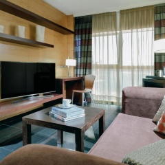 Hesperia Fira Aparthotel - Bild 14