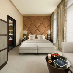 Hôtel Barrière Fouquet's Paris thumbnail 13