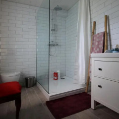Bed and Books in Reykjavik, Iceland from 329$, photos, reviews - zenhotels.com bathroom