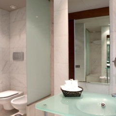 Eurohotel Barcelona Gran Via Fira Hotel - Bild 10