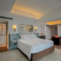 The Boathouse Phuket Hotel - Bild 2