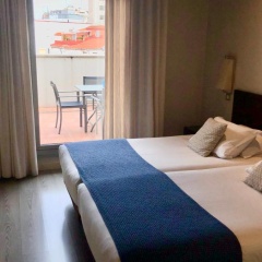 Suites Viena Plaza De Espana Hotel - Bild 11