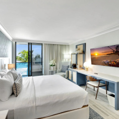 Tideline Palm Beach Ocean Resort and Spa thumbnail 5
