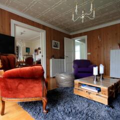 Bed and Books in Reykjavik, Iceland from 329$, photos, reviews - zenhotels.com guestroom
