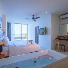 Norn Talay Surin Beach Phuket Hotel - Bild 8