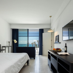 Almyra Hotel thumbnail 8