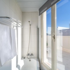 Quatro Puerta Del Sol Hotel - Bild 18