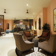 Centara Grand Beach Resort Phuket Hotel - Bild 2
