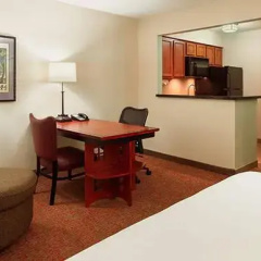Double Studio Suite full double bed